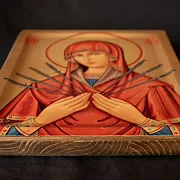 Икона Богоматери "Умягчение злых сердец" — красивый подарок — фотография 3