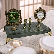 Подарочные часы «Геральдические (Луч кварц)» с подставками — фотография 1