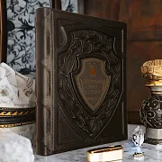 На память: Настольная книга охотника — книга для мужчины — фотография 1