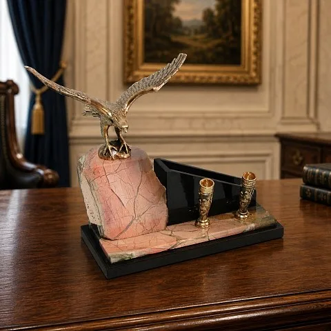 Бронзовая визитница «Орел малый» — оригинальный подарок