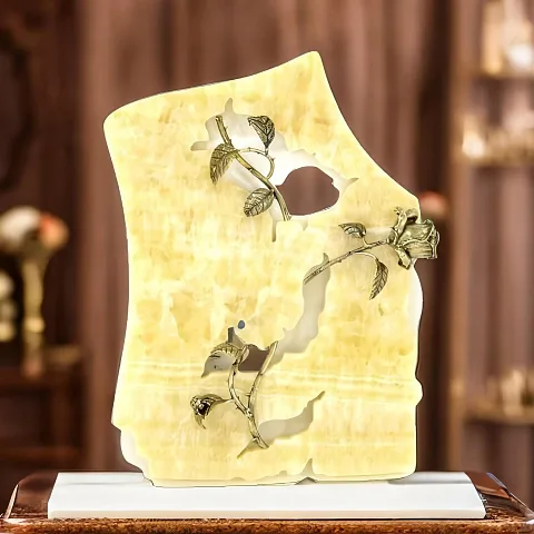В подарок: Картина «Роза. Нижняя» на ониксе