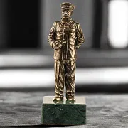 Бронзовая статуэтка «И.В. Сталин» со змеевиком, 112×40×40 мм — необычный подарок — фотография 1
