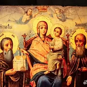Икона Богоматери "Домостроительница" +подставка в подарок — фотография 10