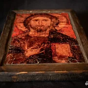 Подарочная икона деревянная «Спас Елезаровский» — фотография 3