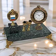 Часы «Элина» с гербом ФСО и подставками — красивый подарок — фотография 1