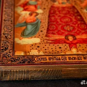 Икона деревянная "Прибавление ума" Богоматери в подарок — фотография 5