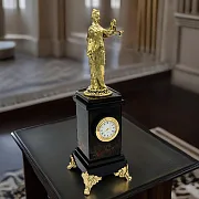 В подарок: Часы «Фемида» из офиокальцита и долерита, 275 мм — фотография 1