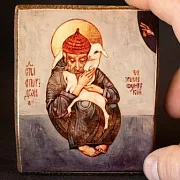 На память: Две дорожных иконки. Серафим и Спиридон — фотография 3